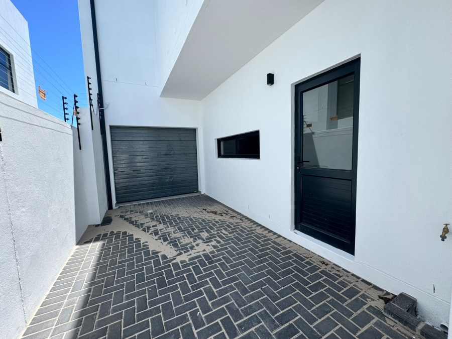 4 Bedroom Property for Sale in Sandown Western Cape